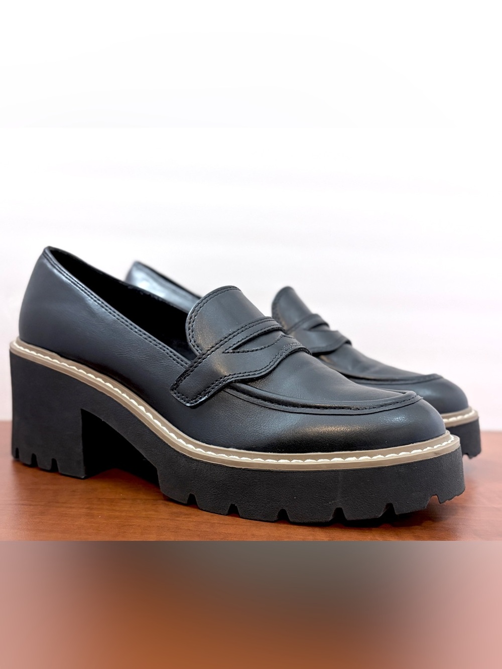 DV by Dolce Vita Tammy Black Lug Sole Platform Penny Loafer Block Heel Shoe 8.5